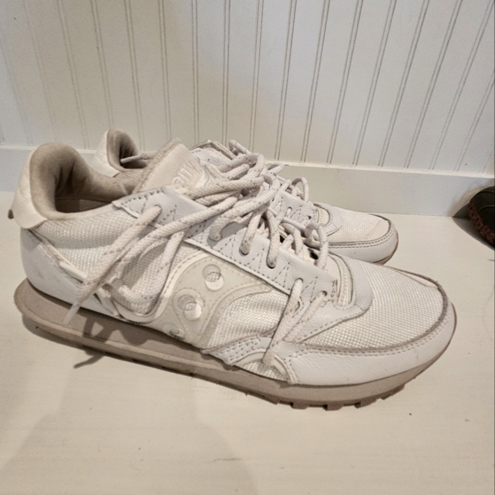 Saucony